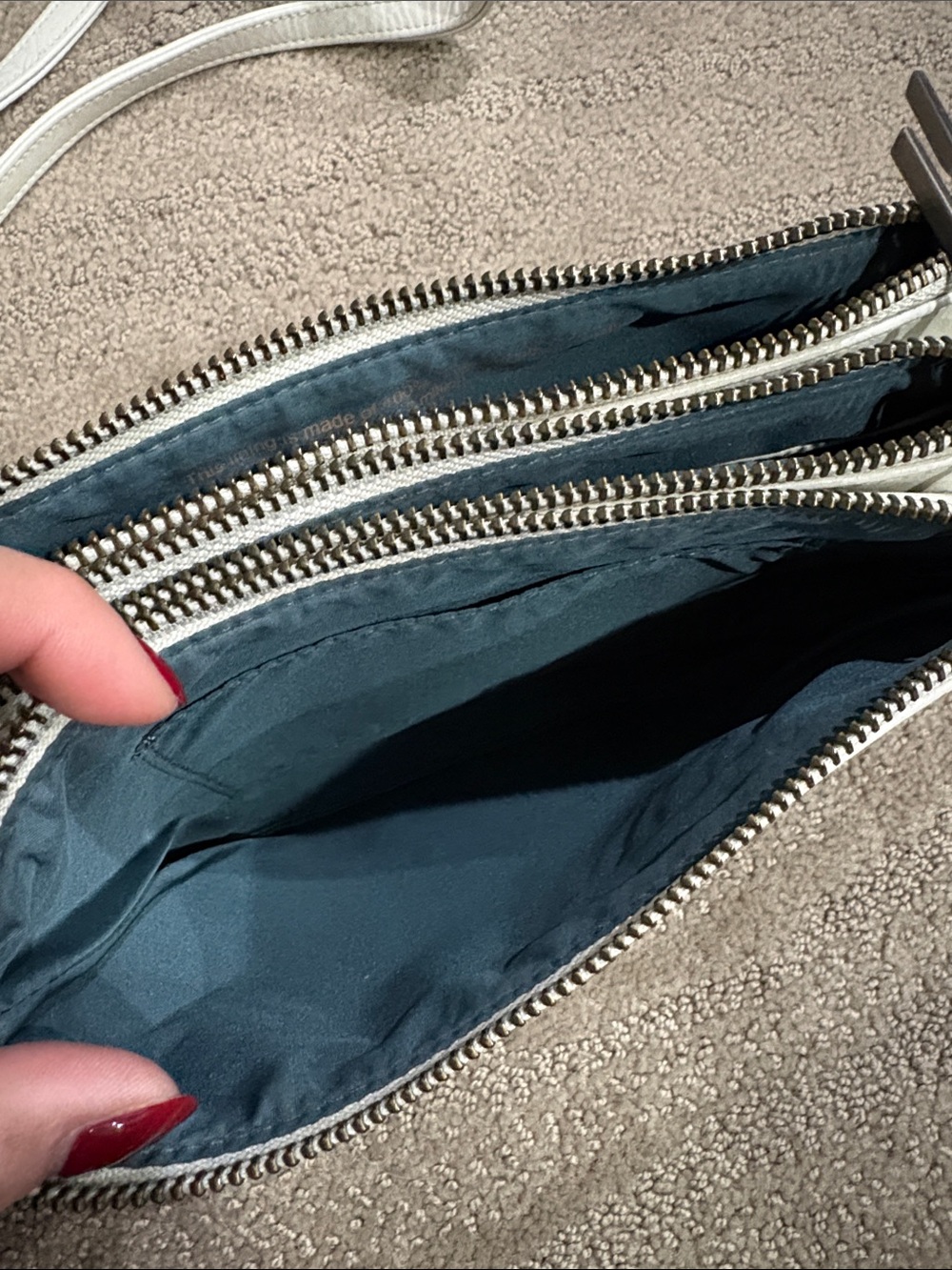 Matt & Nat White triplet vegan Leather Crossbody Bag - Picture 5 of 6